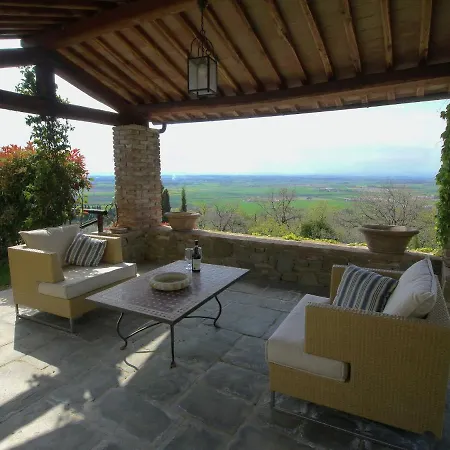 Country Charm Near
