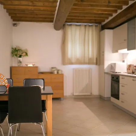 Сasa de vacaciones Country Charm Near